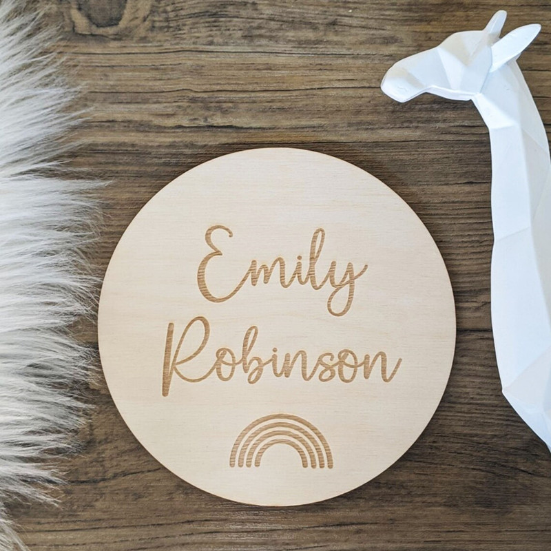 Baby Nursery Name Wall Art - 각인 된 나무 보육 이름 표시