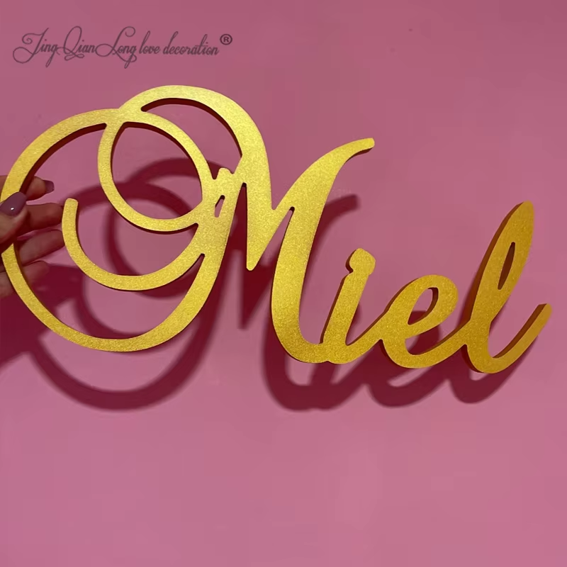 Baby Nursery Name Wall Art - 사용자 정의 개인화 된 나무 이름